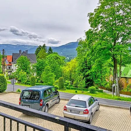 Apartment Widokowy Przy Dworcu - 5d Szklarska Poreba